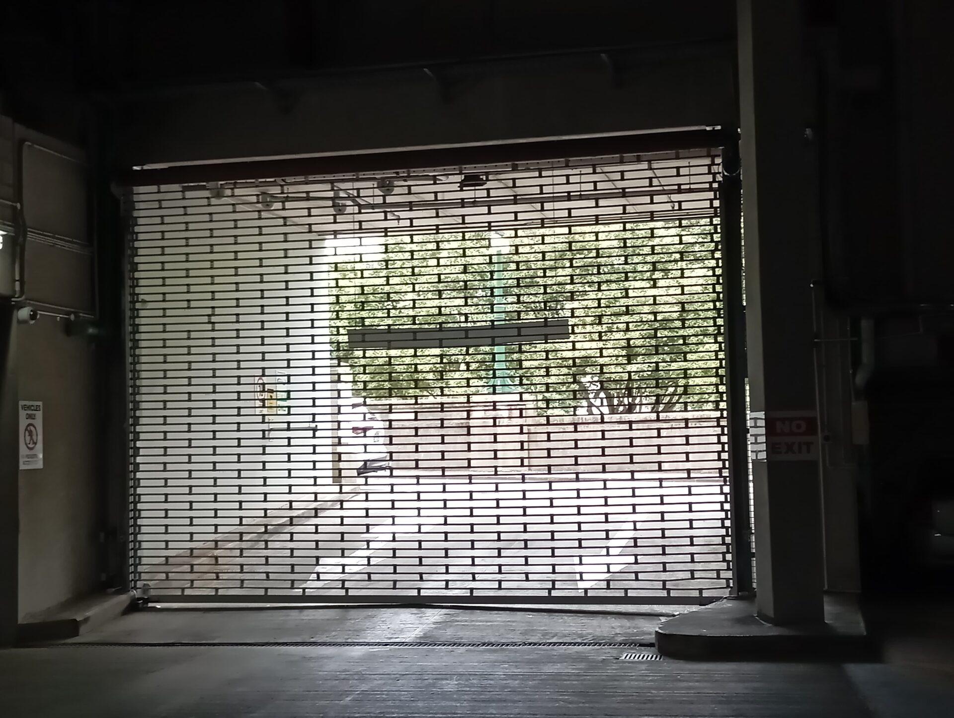 Car park at 57 mahuhu crescent
